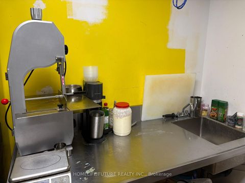 Photo 17 at 296 - 284-296 Markham Road, Scarborough Village, Toronto