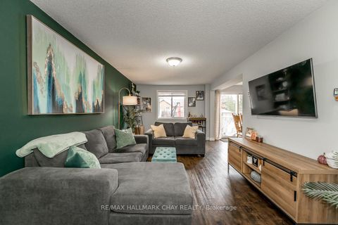 Photo 2 at 50 Raymond Crescent, Painswick South, Barrie