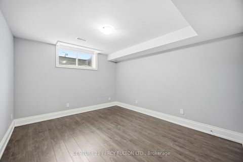 Photo 33 at 2415 Kentucky Derby Way, Windfields, Oshawa