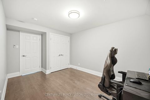 Photo 36 at 2415 Kentucky Derby Way, Windfields, Oshawa