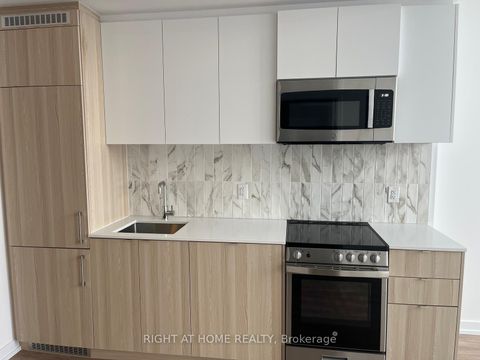 Photo 7 at 202 - 500 Dupont Street, Annex, Toronto