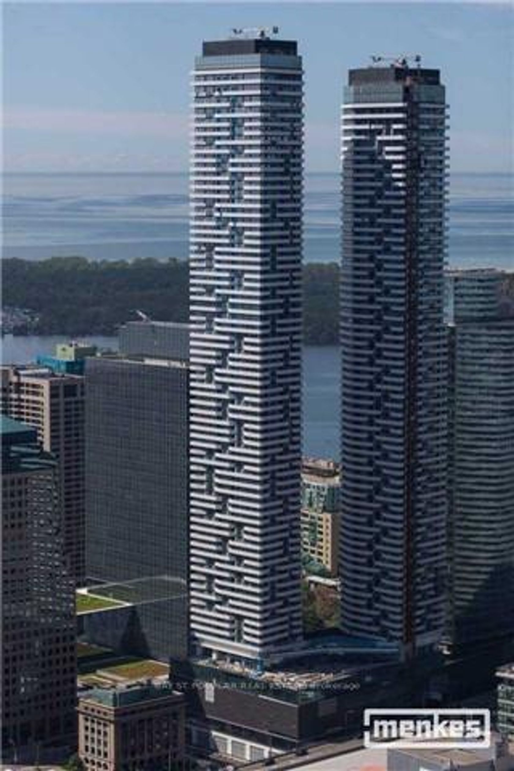2105 - 100 Harbour Street, Waterfront Communities C1, Toronto 