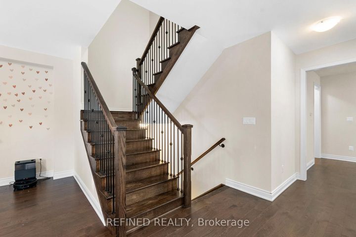 Photo 16 at 150 Heritage Street, Bradford, Bradford West Gwillimbury