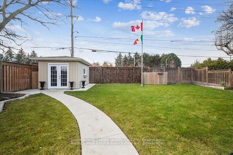 Photo 28 at 10 Sevilla Boulevard, Kleinburg, Vaughan