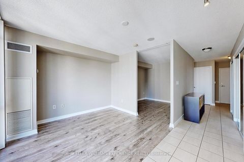 Photo 11 at 4009 - 11 Brunel Court, Waterfront Communities C1, Toronto