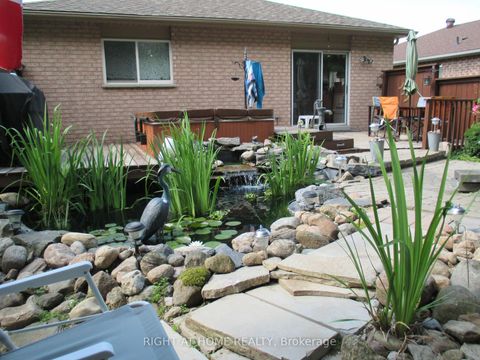 Photo 5 at 63 Benson Drive, Sandy Hollow, Barrie