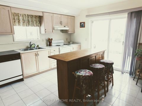 Photo 9 at 63 Benson Drive, Sandy Hollow, Barrie