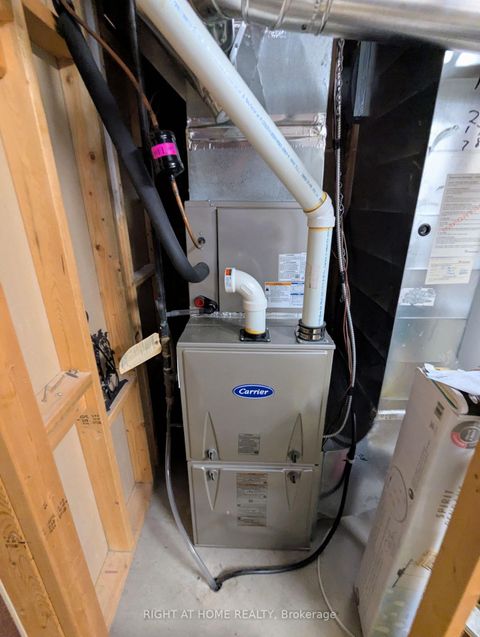 Photo 16 at 63 Benson Drive, Sandy Hollow, Barrie