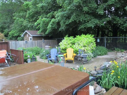 Photo 18 at 63 Benson Drive, Sandy Hollow, Barrie