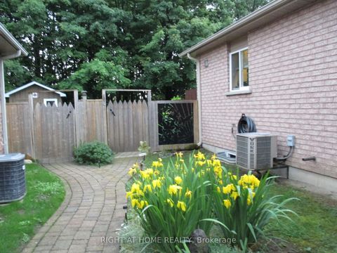 Photo 23 at 63 Benson Drive, Sandy Hollow, Barrie