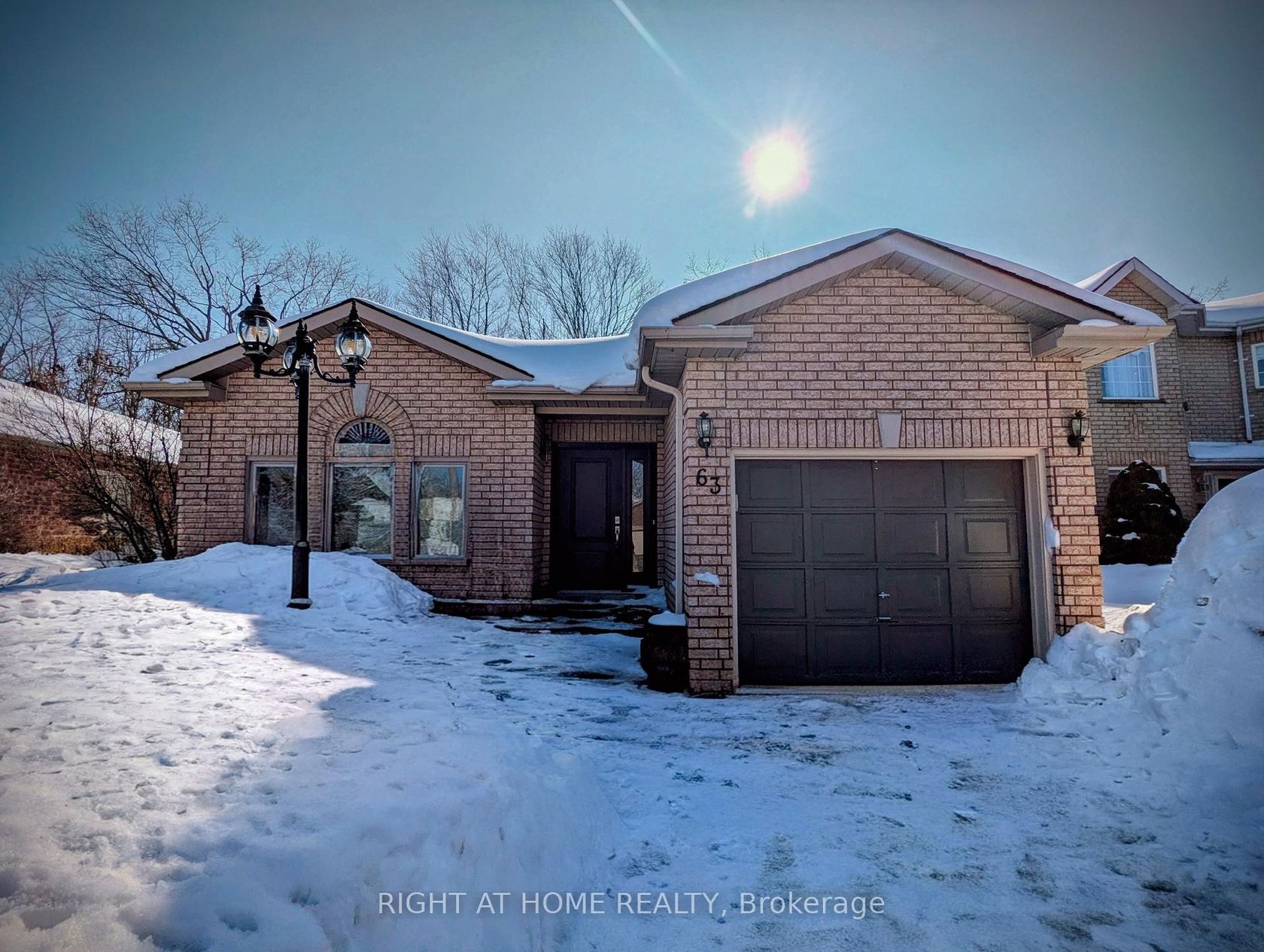 63 Benson Drive, Sandy Hollow, Barrie photo 2
