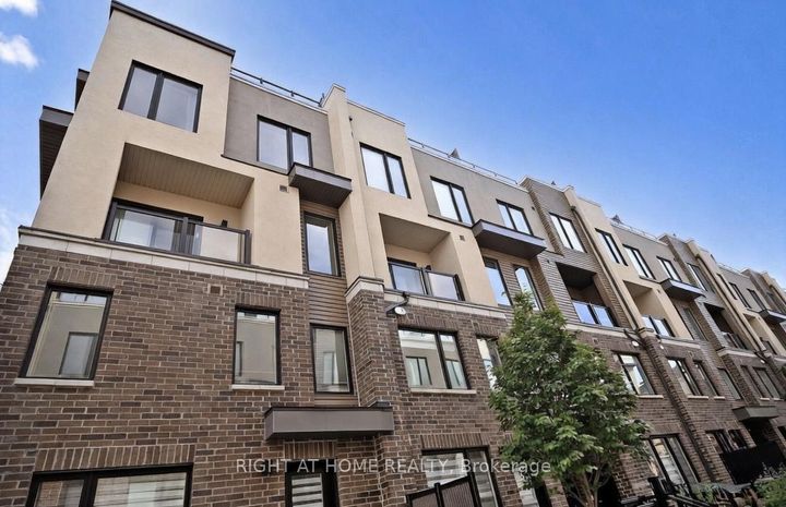 Photo 1 at 31 - 3409 Ridgeway Drive, Erin Mills, Mississauga