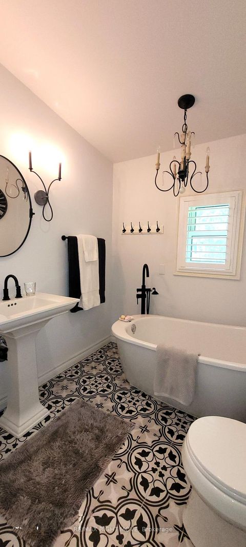 Photo 26 at 3528 Glenhaven Beach Road, Rural Innisfil, Innisfil