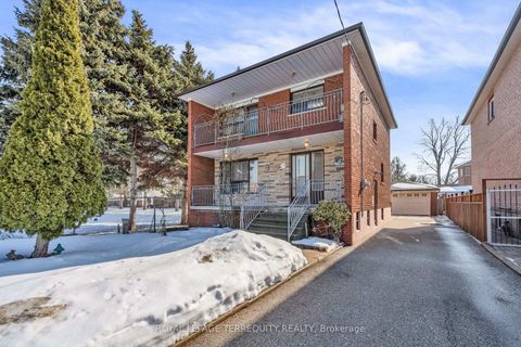 Photo 0 at 141 Harding Avenue, Amesbury, Toronto