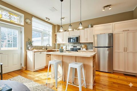 Photo 10 at 146 Ashdale Avenue, Coxwell, Toronto