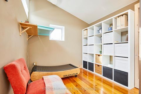 Photo 31 at 146 Ashdale Avenue, Coxwell, Toronto