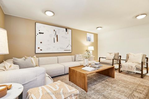 Photo 34 at 146 Ashdale Avenue, Coxwell, Toronto