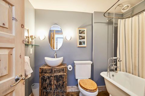 Photo 37 at 146 Ashdale Avenue, Coxwell, Toronto