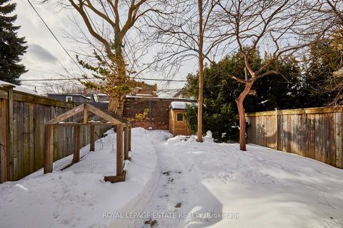 Photo 39 at 146 Ashdale Avenue, Coxwell, Toronto