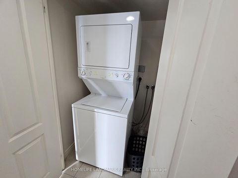 Photo 10 at # 1705 - 70 Town Centre Court, Bendale, Toronto