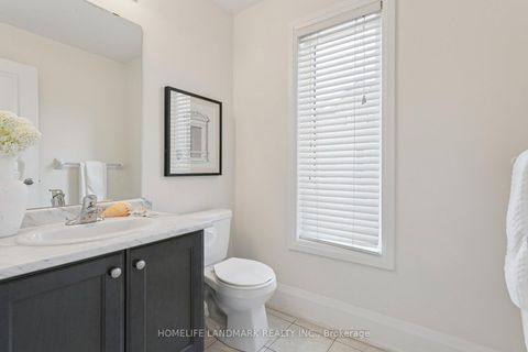 Photo 9 at 59 Kenneth Wood Crescent, Newtonbrook East, Toronto