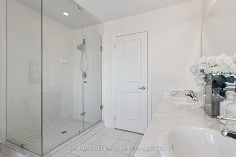 Photo 30 at 59 Kenneth Wood Crescent, Newtonbrook East, Toronto