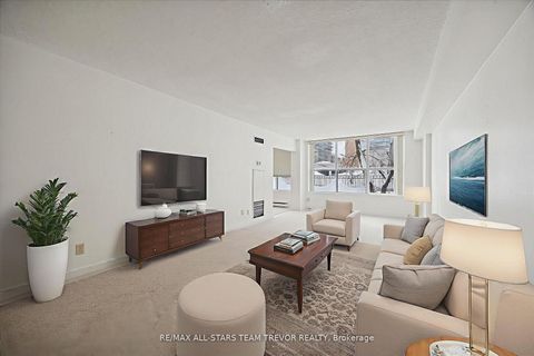 Photo 2 at 204 - 250 Davis Drive, Central Newmarket, Newmarket