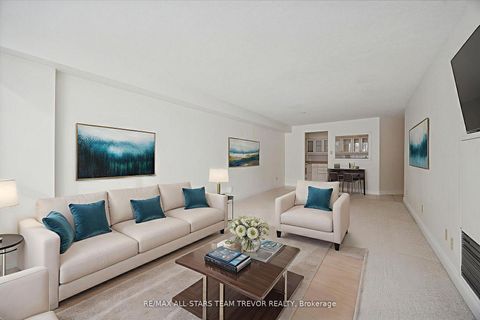 Photo 3 at 204 - 250 Davis Drive, Central Newmarket, Newmarket