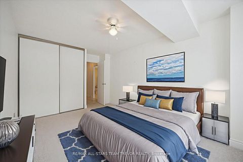 Photo 12 at 204 - 250 Davis Drive, Central Newmarket, Newmarket