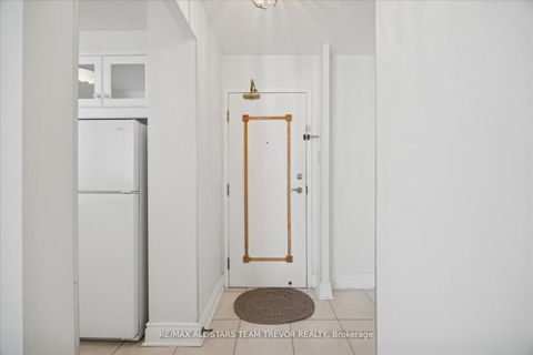 Photo 20 at 204 - 250 Davis Drive, Central Newmarket, Newmarket