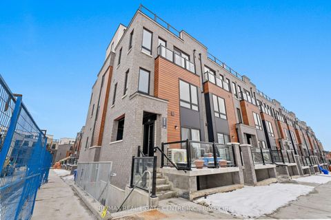 Photo 2 at 43 - 30 Liben Way, Malvern, Toronto