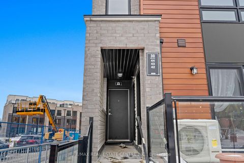 Photo 3 at 43 - 30 Liben Way, Malvern, Toronto