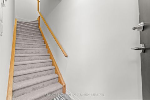 Photo 5 at 43 - 30 Liben Way, Malvern, Toronto