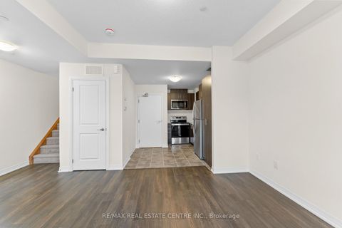 Photo 10 at 43 - 30 Liben Way, Malvern, Toronto
