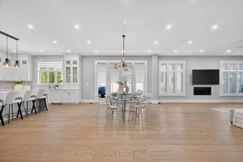 Photo 18 at 71 Sofia Olivia Crescent, Patterson, Vaughan