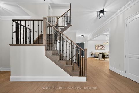 Photo 20 at 71 Sofia Olivia Crescent, Patterson, Vaughan