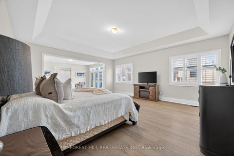 Photo 33 at 71 Sofia Olivia Crescent, Patterson, Vaughan