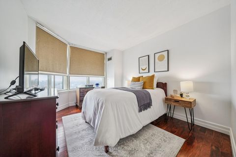 Photo 19 at 1716 - 268 Ridley Boulevard, Nortown, Toronto