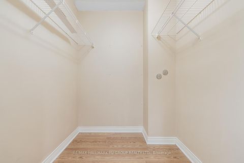 Photo 11 at 1203 - 7 Townsgate Drive, Yorkhill, Vaughan