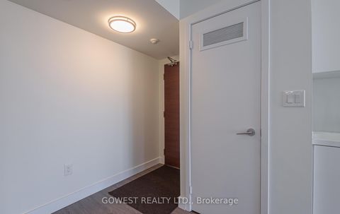 Photo 3 at 2516 - 15 Iceboat Terrace N, Waterfront Communities C1, Toronto