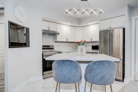 Photo 8 at 314 - 5 Northtown Way, Willowdale East, Toronto