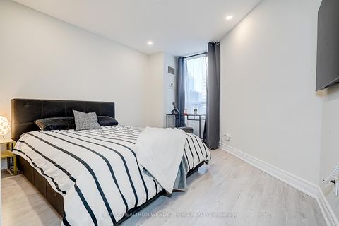 Photo 21 at 314 - 5 Northtown Way, Willowdale East, Toronto
