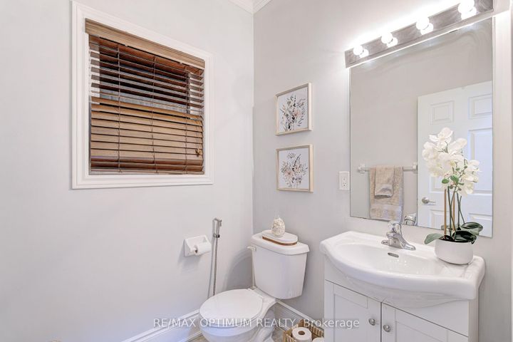 Photo 23 at 19 Teal Crest Circle, Credit Valley, Brampton