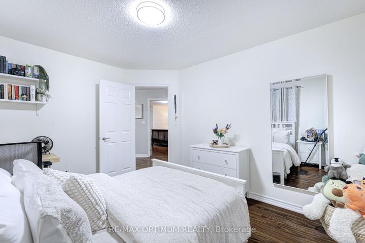 Photo 38 at 19 Teal Crest Circle, Credit Valley, Brampton