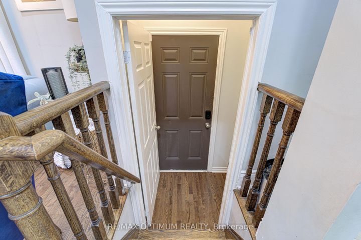 Photo 40 at 19 Teal Crest Circle, Credit Valley, Brampton