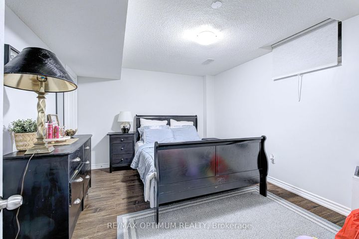 Photo 45 at 19 Teal Crest Circle, Credit Valley, Brampton