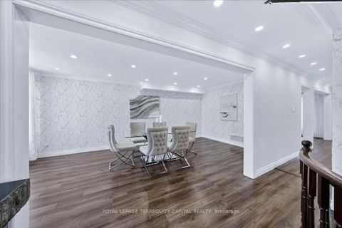 Photo 10 at 200 Yellowood Circle, Maple, Vaughan