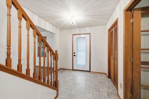 Photo 6 at 62 Evelyn Avenue, Historic Lakeshore Communities, Georgina