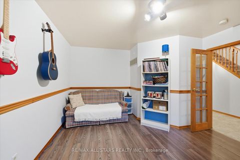 Photo 20 at 62 Evelyn Avenue, Historic Lakeshore Communities, Georgina