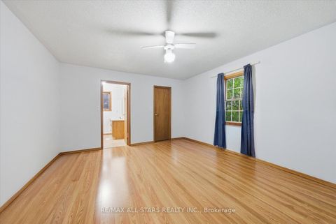 Photo 26 at 62 Evelyn Avenue, Historic Lakeshore Communities, Georgina